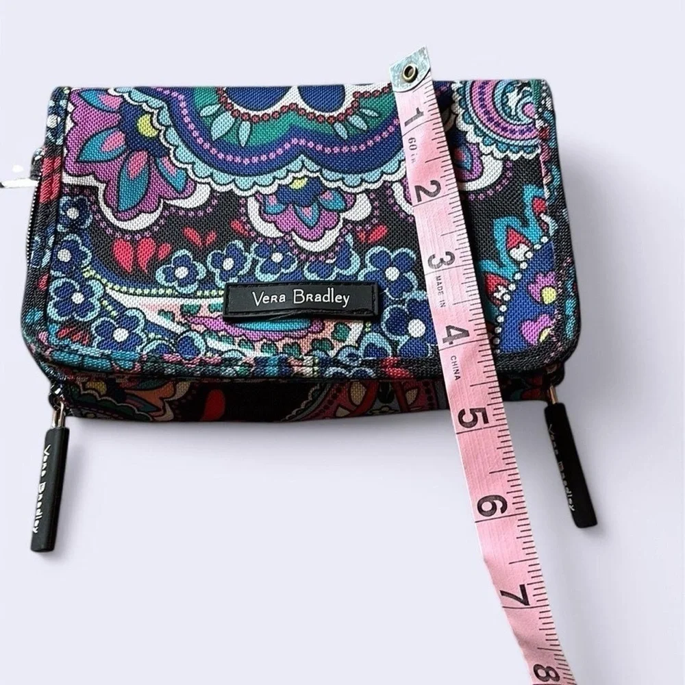 Vera Bradley RFID Tech Small Zip Wristlet Wallet Floral Paisley Clutch Blue